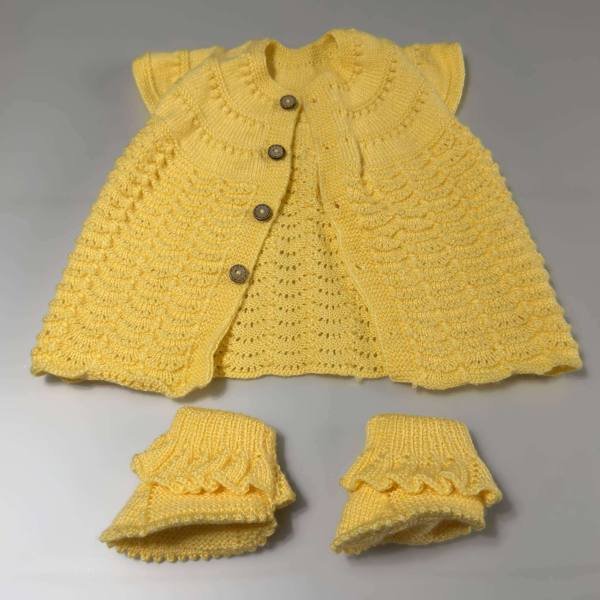 SANIYE Baby Girls Butter Yellow Cable Knit Dress & Socks Set 3 SANIYE Baby Girls Butter Yellow Cable Knit Dress & Socks Set - Image 3